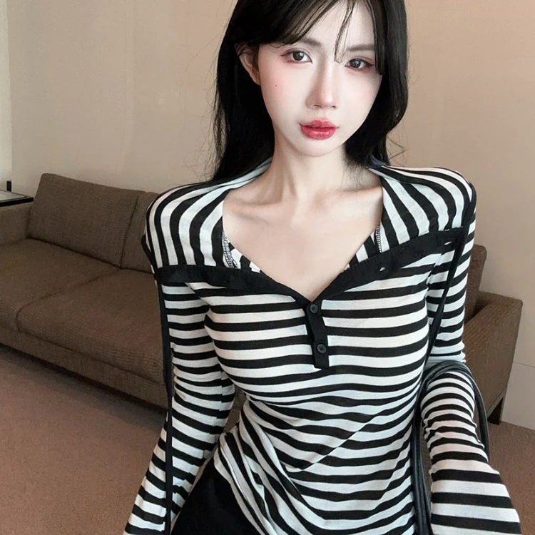 「清~现货24H」复古条纹连帽衫长袖修身半开领打底衫秋冬慵懒上衣女