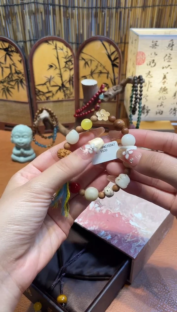 非洲檀香手串/手链沐兮手串撤柜闪购链接￥￥￥￥￥￥