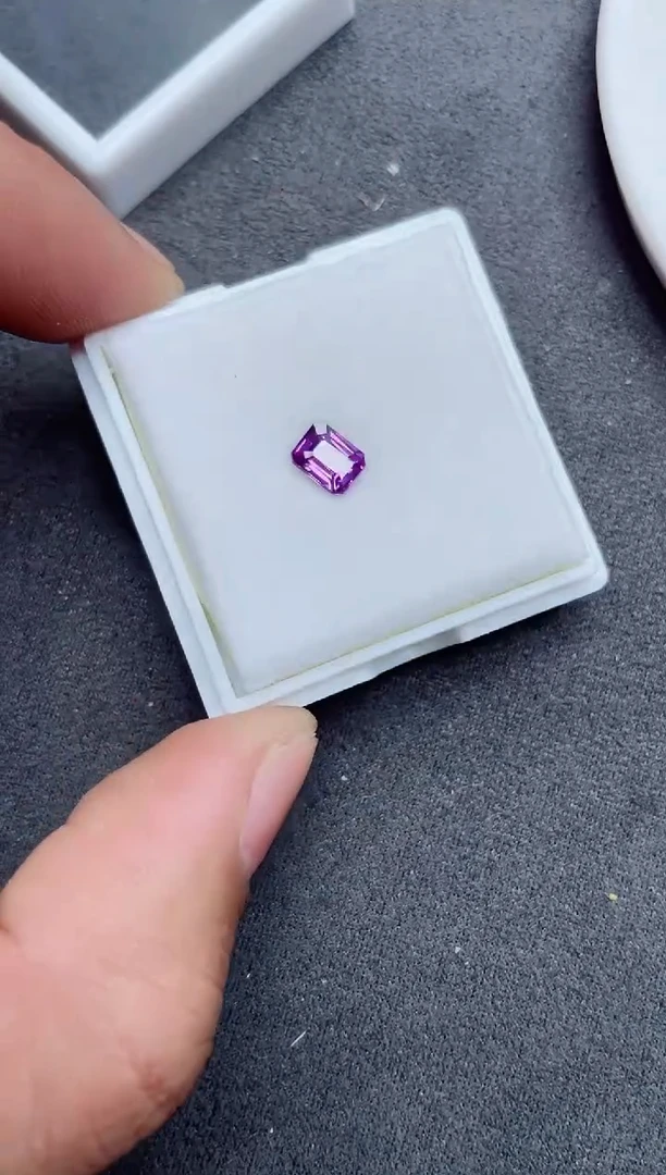 裸石彩色蓝宝石1.05ct