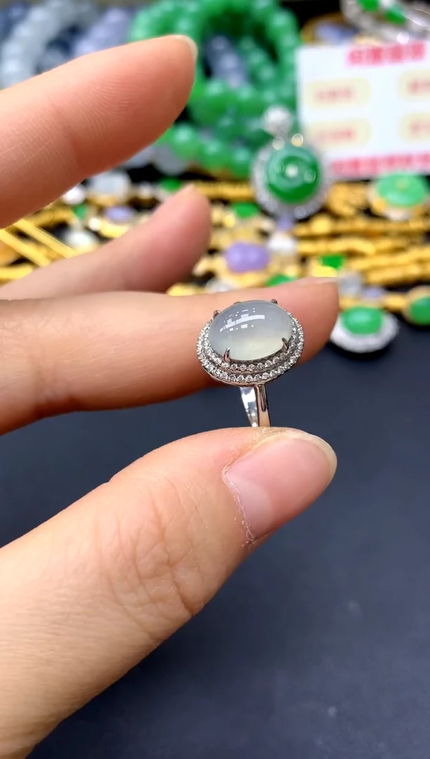 18K金镶嵌戒指翡翠240-中国好珍宝