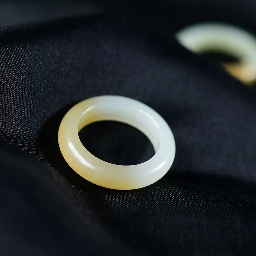 天然和田玉糖白指环男女款戒指圈口17/18.5