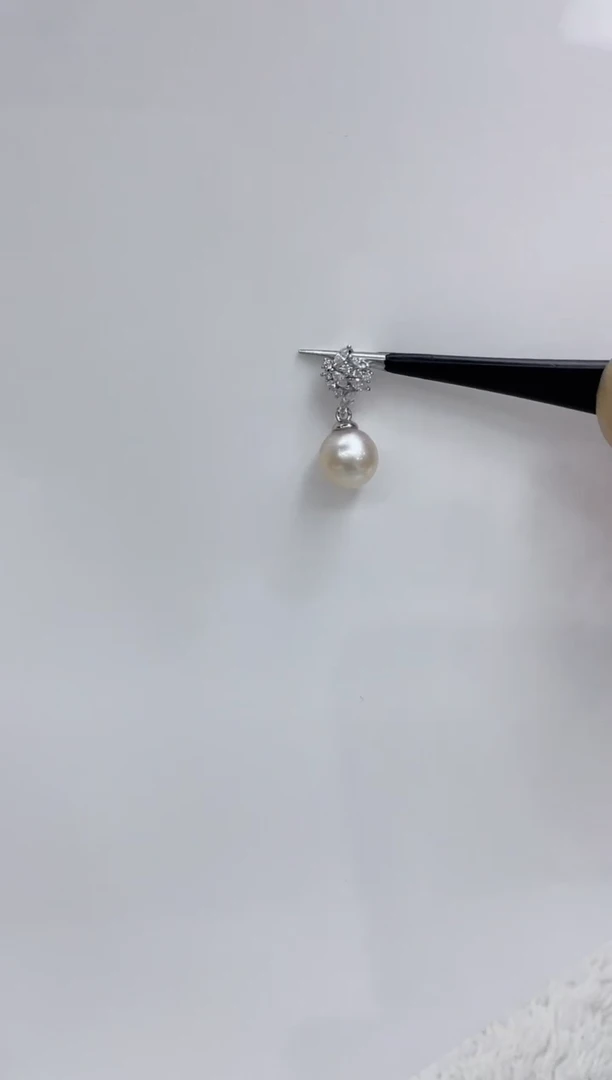 【闪购商品】海水珍珠吊坠(不含链)银S925镶嵌海水珍珠吊坠