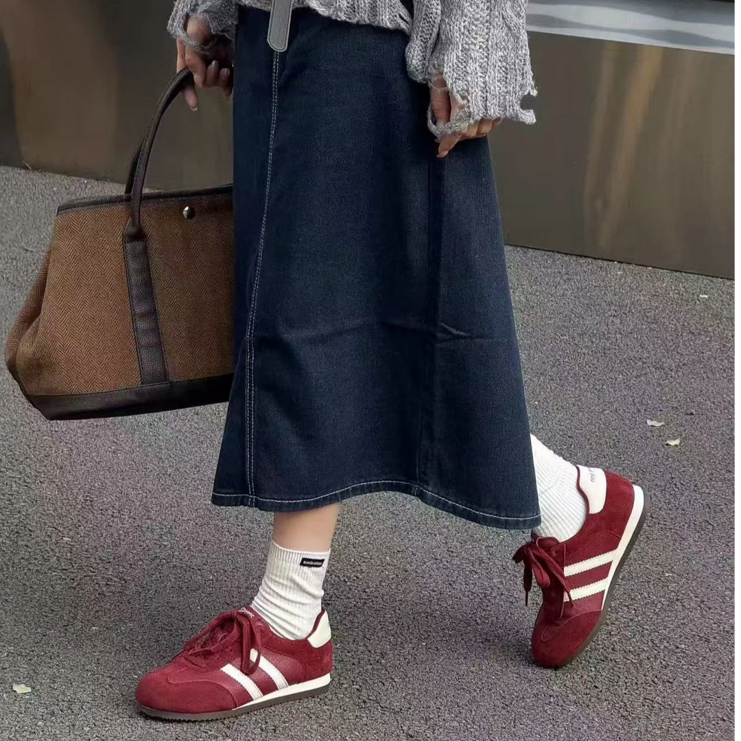 6985-1时尚新款加绒德训鞋