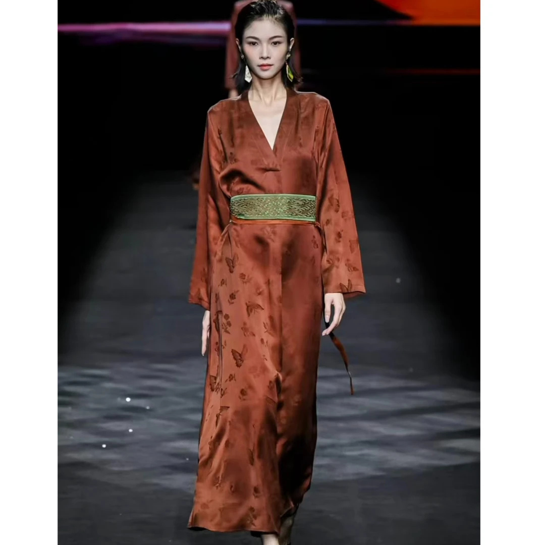 【娇娇美娇】涵兮DB红云纱蝶恋花提花连衣裙
