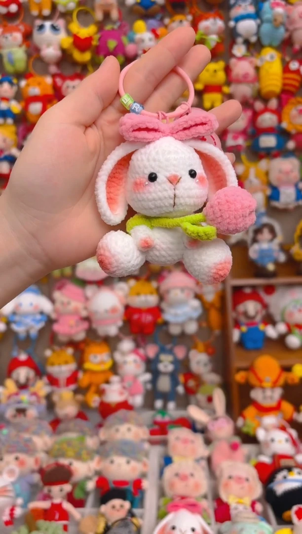 纯手工制作毛线钩织成品郁金香小兔