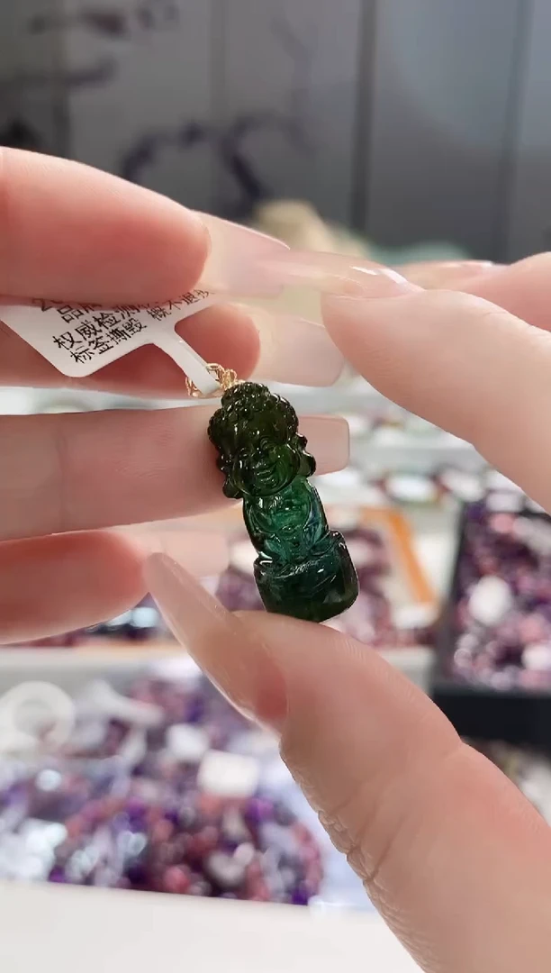 【闪购商品】碧玺宝宝佛吊坠未镶嵌多人多样性发其一