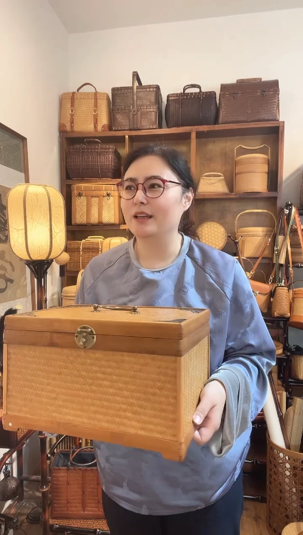 TC273竹编大漆长方形收纳箱