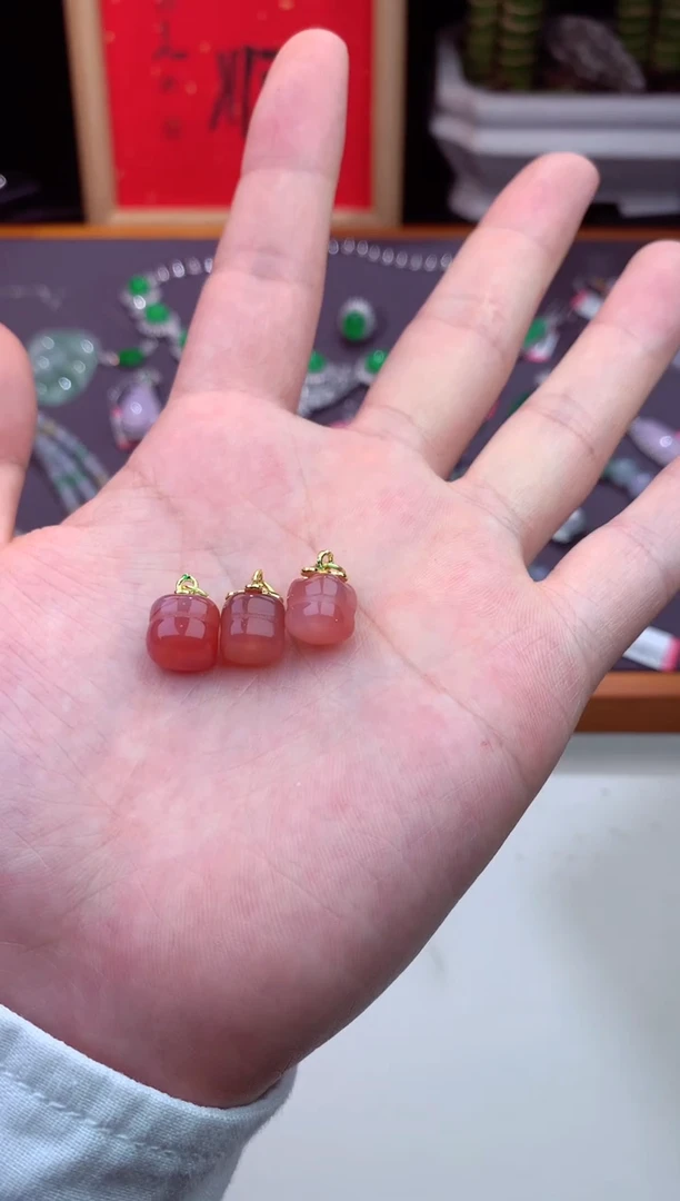银S925镶嵌吊坠(不含链)玛瑙/玉髓玛瑙多样性发一件-柿子吊坠