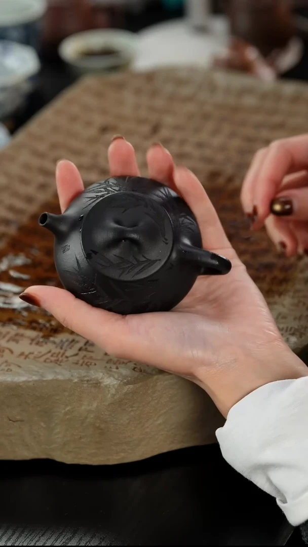 茶壶紫砂薇*风底槽清捂灰刻绘小景舟125cc