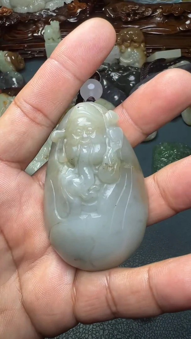 未镶嵌和田玉把件-