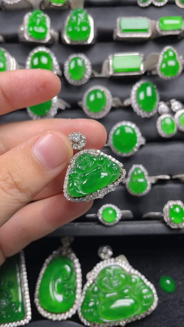颈饰银S925镶嵌翡翠翡翠