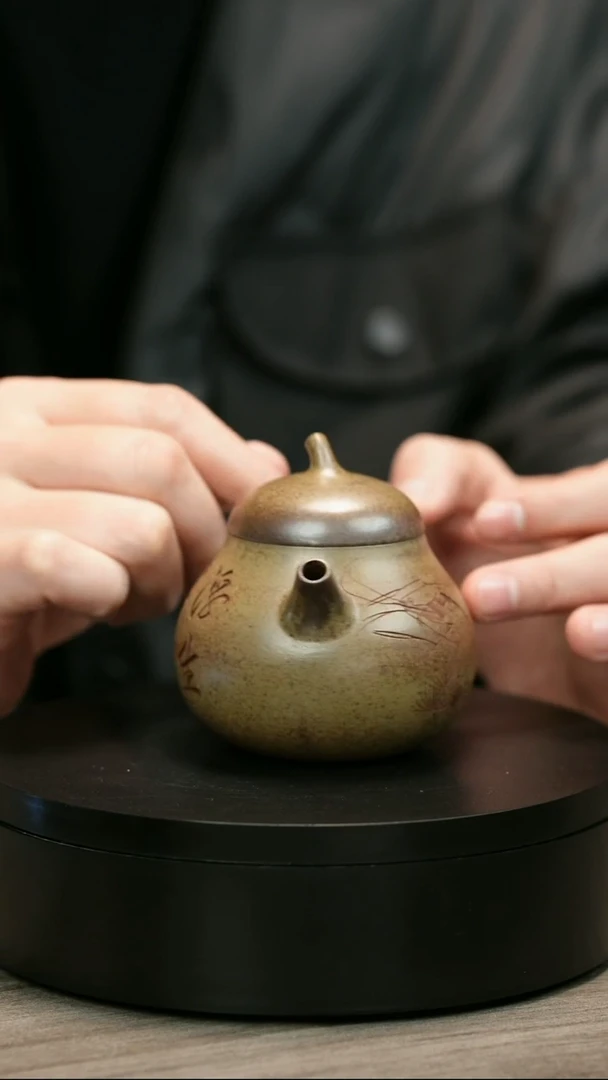 茶壶紫砂用****4H1988李琴柴烧虾趣茄瓜