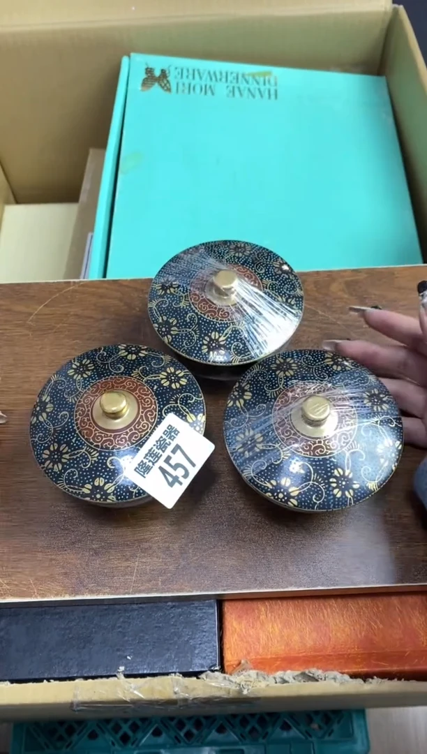 【闪购商品】瓷片隆莲瓷器欢迎大家