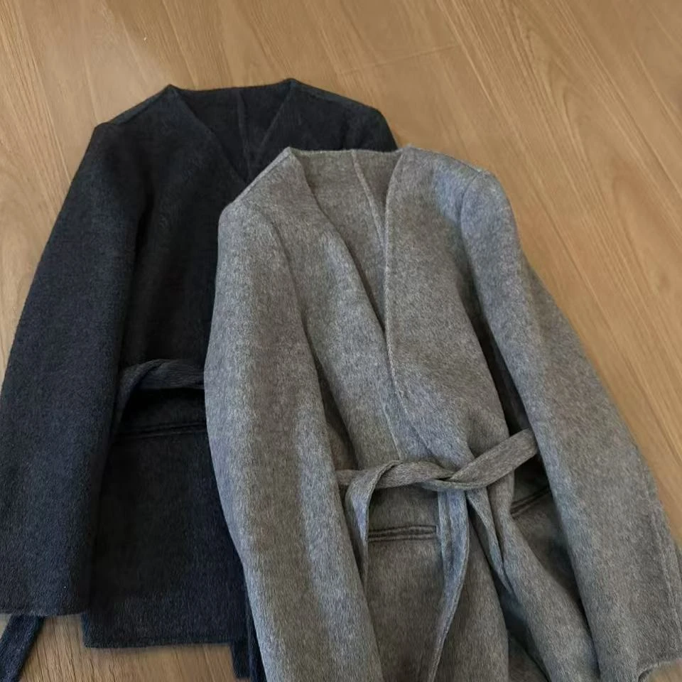 高品质老钱极简V领腰带羊毛大衣