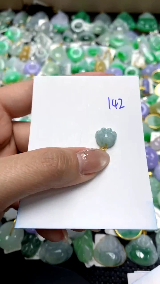 【闪购商品】翡翠颈饰18K金镶嵌1111111111111111