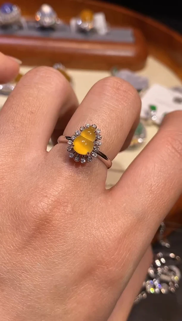 【闪购商品】翡翠戒指18K金镶嵌戒指