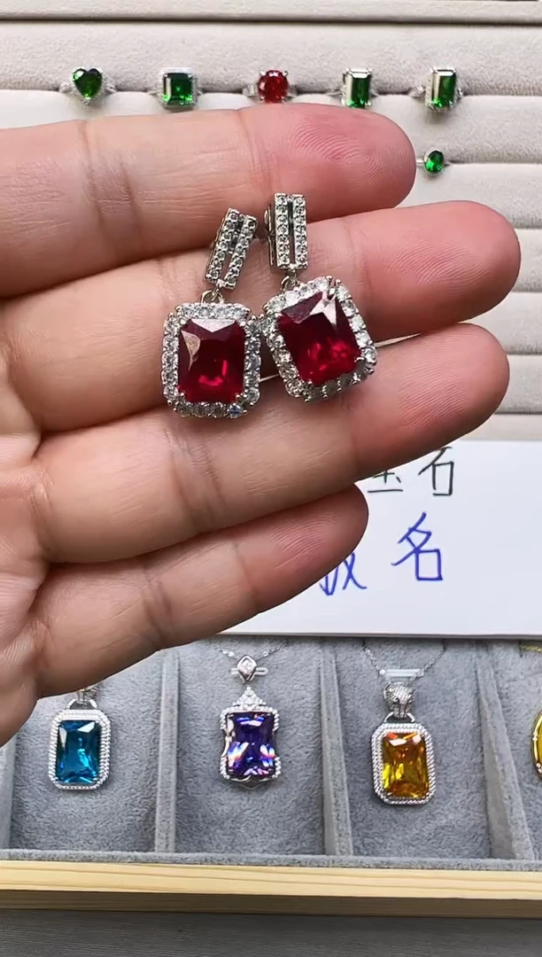 【闪购商品】红宝石耳饰未镶嵌姐姐