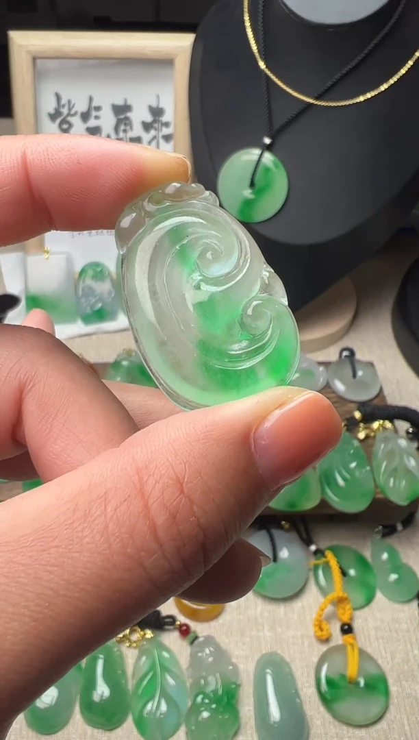 未镶嵌挂件翡翠所见即所得，一图一物