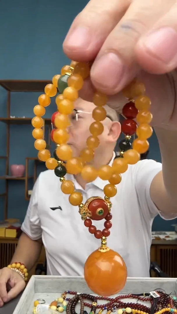 裸石琥珀未镶嵌39蜜蜡