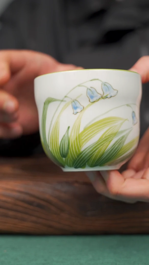 【闪购商品】瓷片98寻一缕瓷香杯釉下手工手绘瓷器