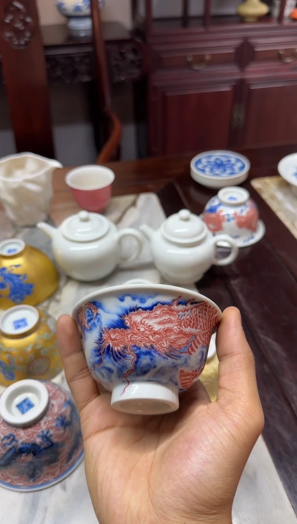 崔*预售 天义华  釉里红龙纹压手杯