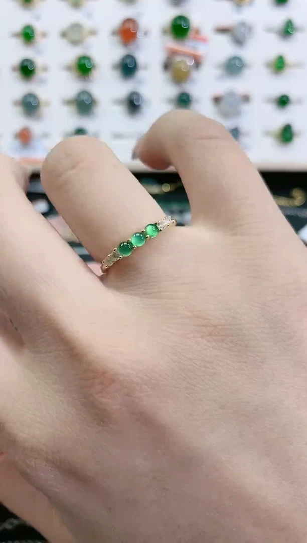 翡翠戒指银S925镶嵌天然翡翠