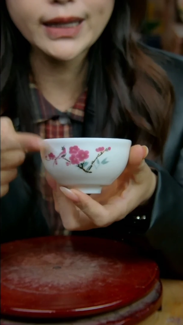 摆件陶景德镇陶瓷摆件翠竹红梅一口杯
