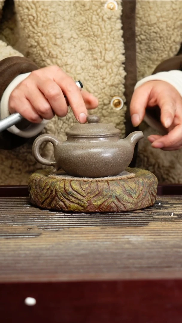 宜兴原矿紫砂壶茶壶宜兴原矿紫砂壶茶壶180C