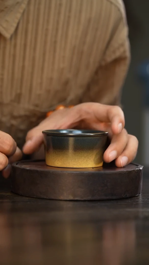 107柴房陶瓷柴烧普洱杯