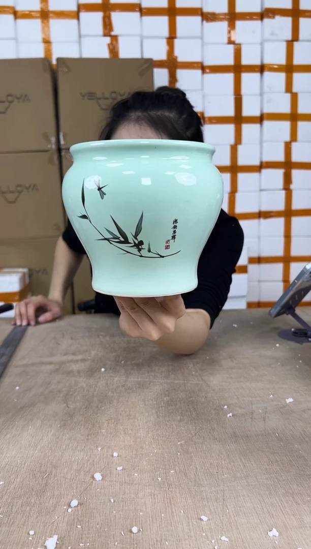 缸形浅绿竹子13x13