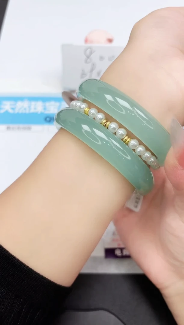 石英质玉手镯未镶嵌99-62