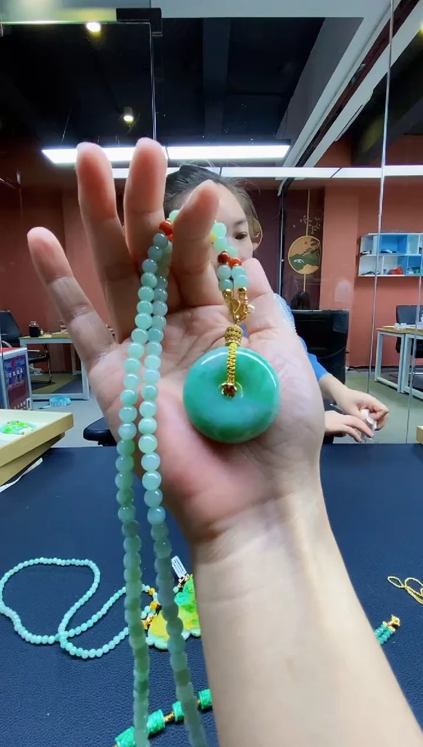 颈饰未镶嵌翡翠翡翠吊坠