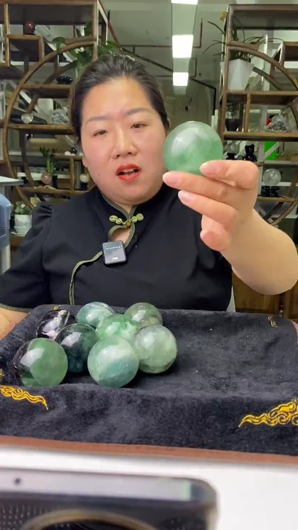 球未镶嵌萤石萤石球D691多样性发其一280+