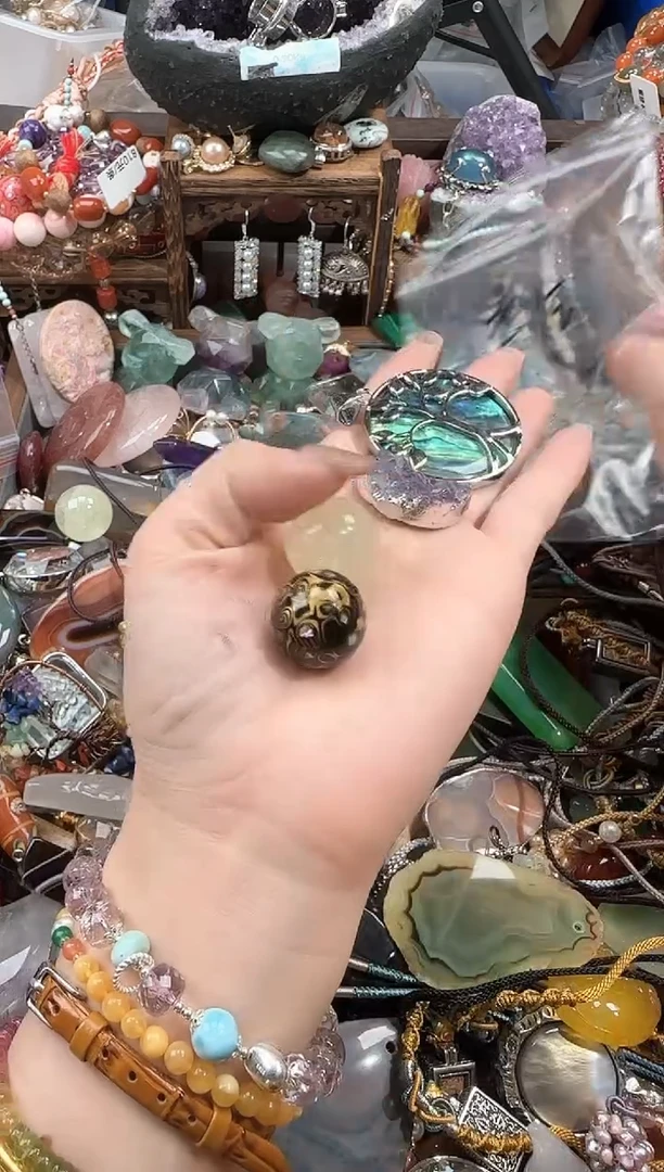 玛瑙/玉髓吊坠(赠链)未镶嵌小**⭐7987995