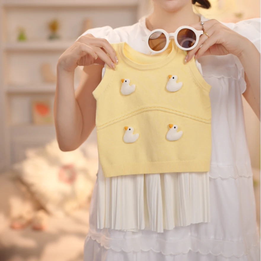 【X011】2024年夏季新款女童黄色立体小鸭子冰丝针织套装