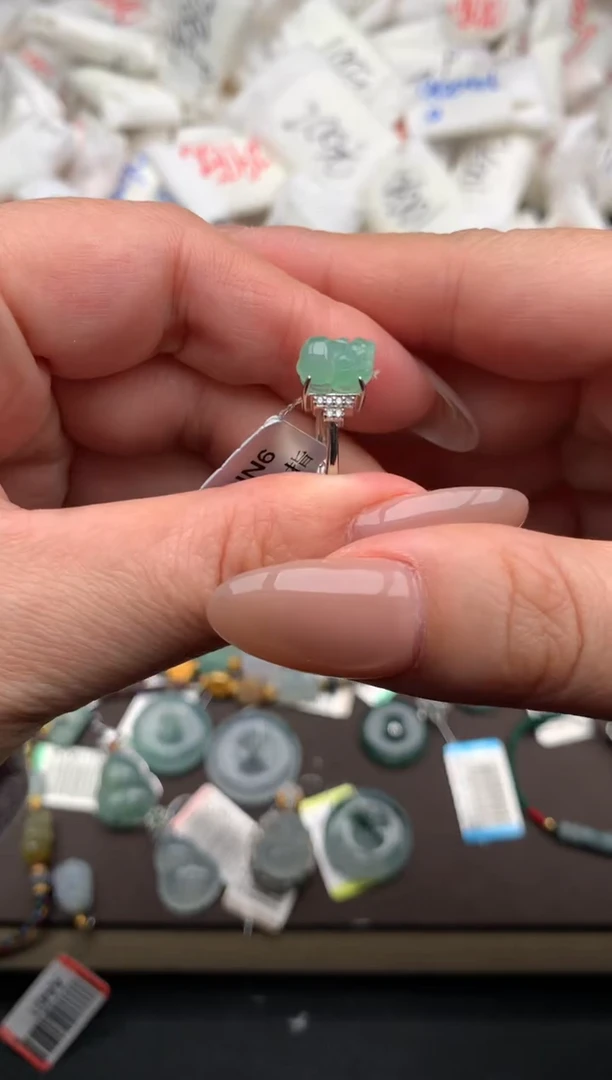 【闪购商品】翡翠戒指银S925镶嵌 一