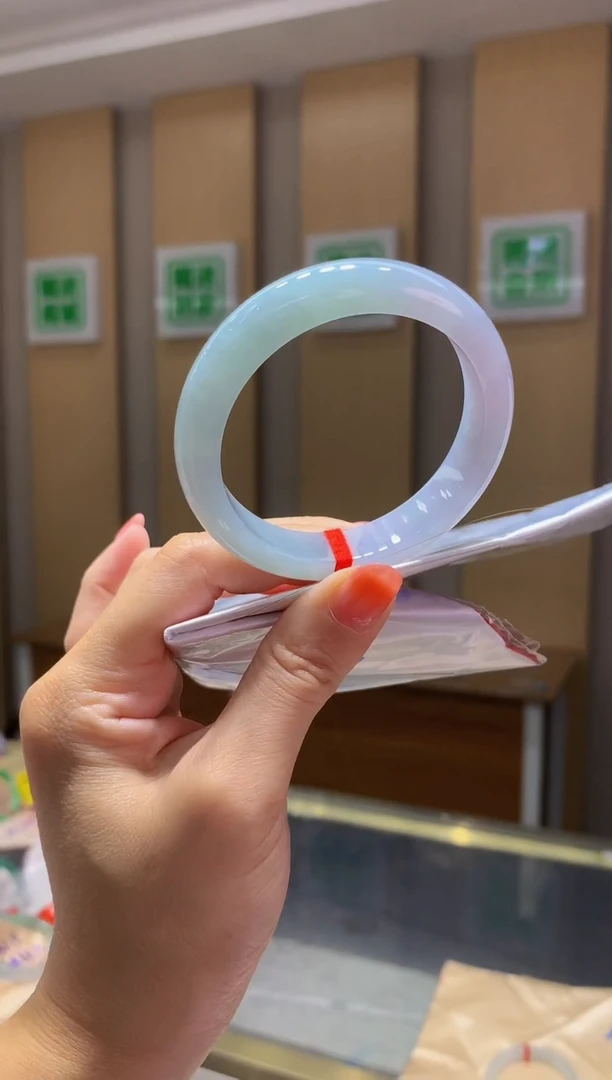 未镶嵌手镯翡翠-Q124 圈口53.5