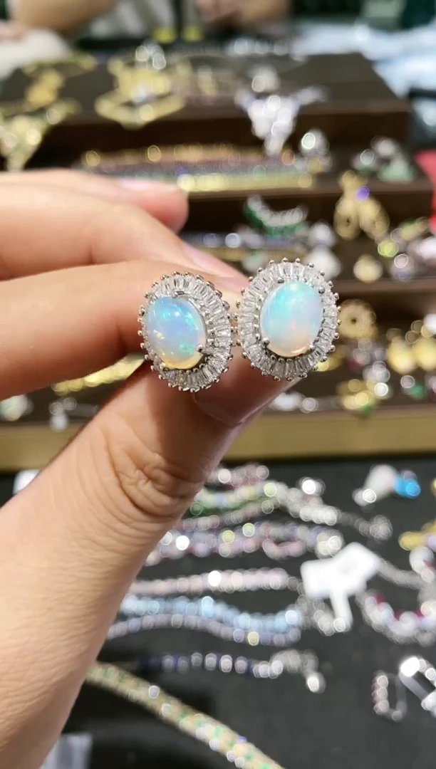 【闪购商品】欧泊珠宝奇石银S925镶嵌耳饰