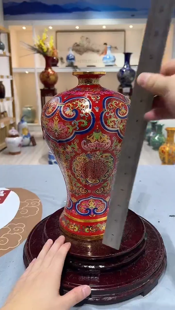 摆件梅瓶高31景德镇