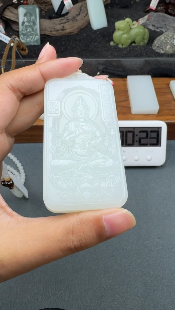 颈饰未镶嵌和田玉1