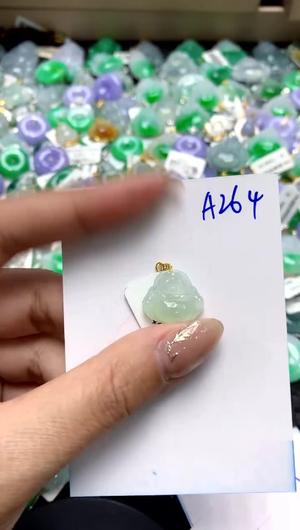 【闪购商品】翡翠颈饰18K金镶嵌1111111111111111