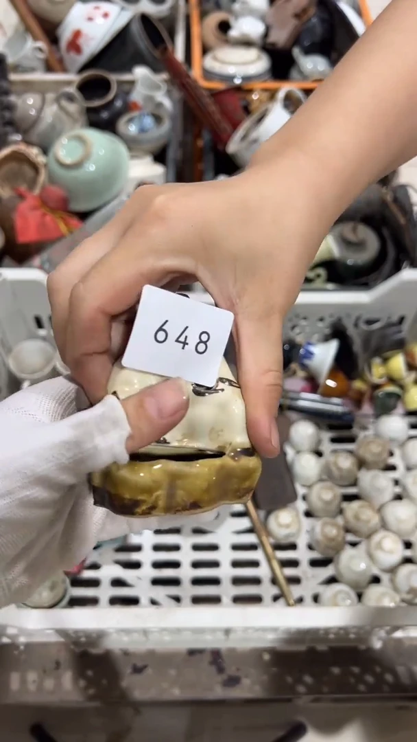 陶瓷狼**唤工艺品0710648