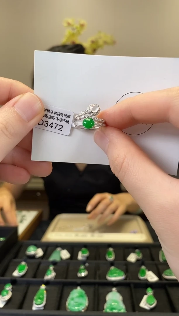翡翠戒指18K金镶嵌D3472 旦面戒指 含运营费