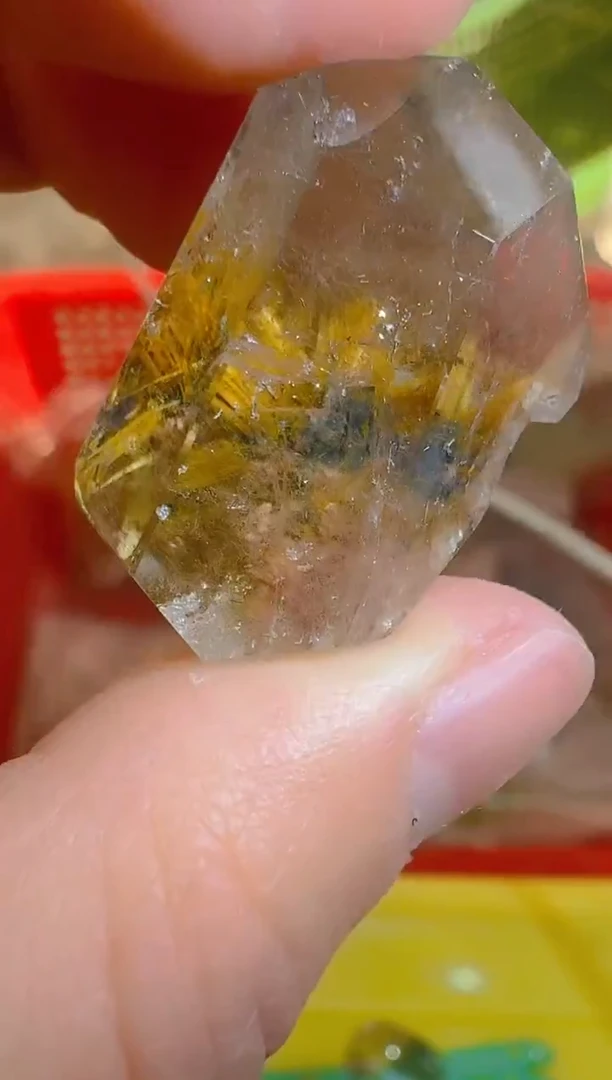 未镶嵌珠宝半成品水晶卜**名道名，水晶