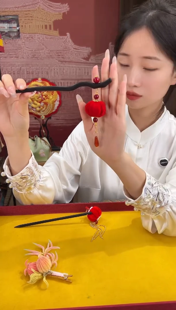 刺绣非遗绒花（发饰）