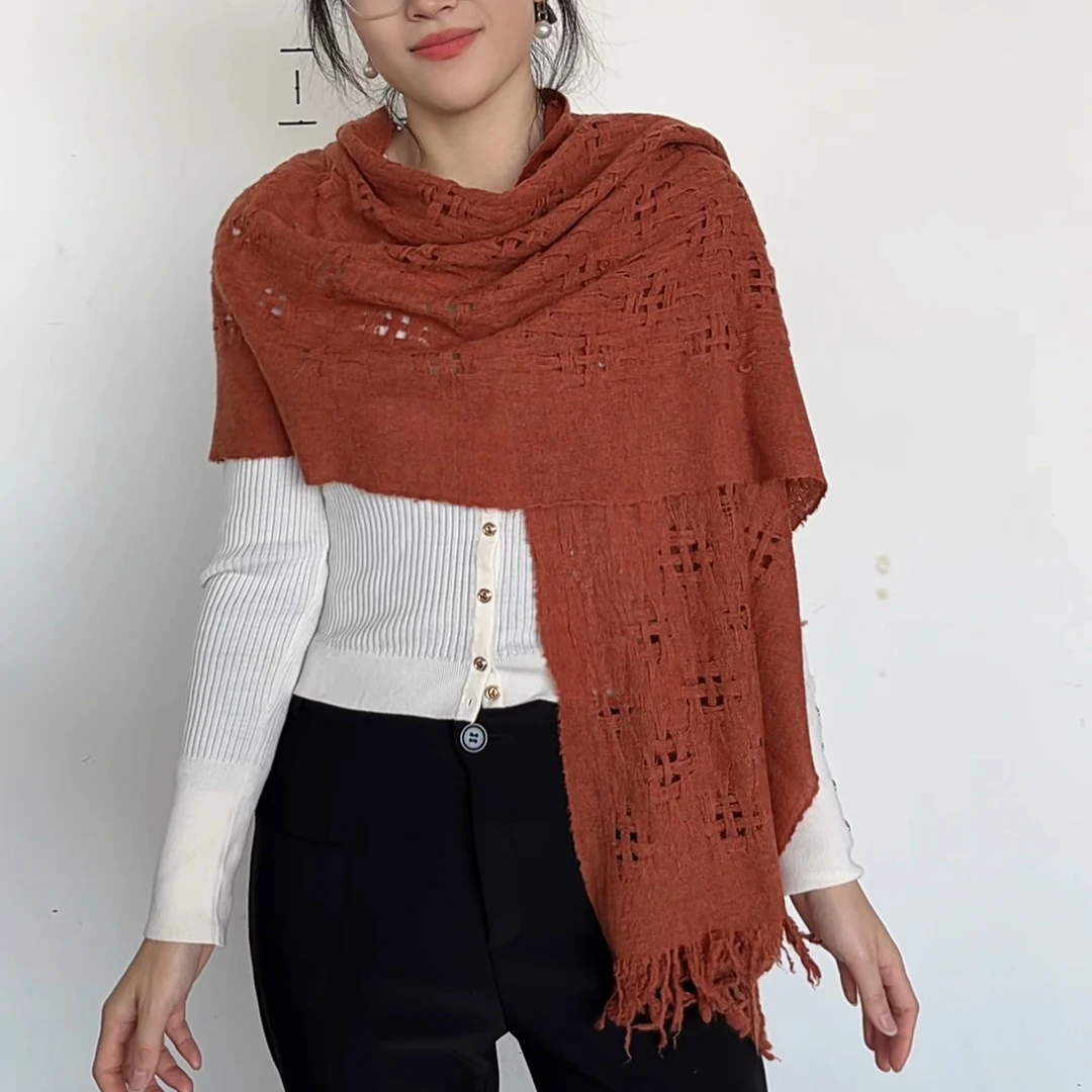 复古文艺镂空羊毛席纹围巾 YRW5004