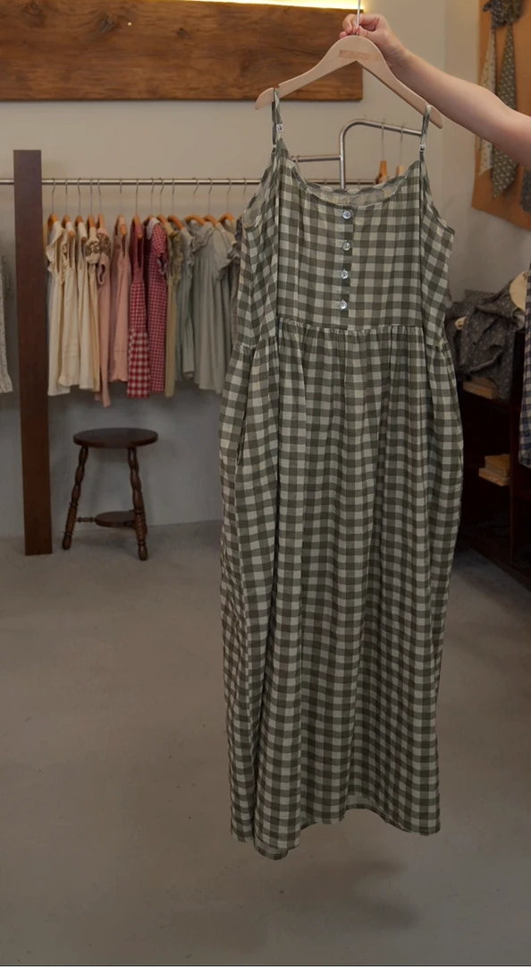 森系夏季棉麻格子吊带连衣裙