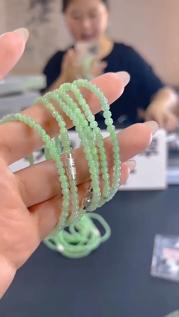 颈饰未镶嵌翡翠纯天然缅甸翡翠A货多样性发一件