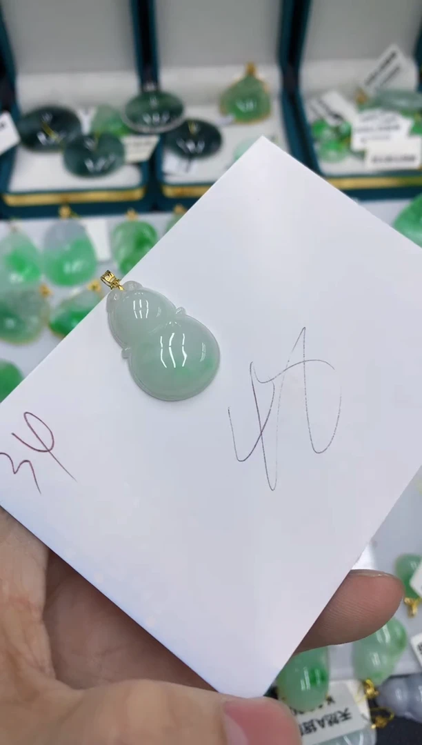 【闪购商品】翡翠颈饰18K金镶嵌1111111111
