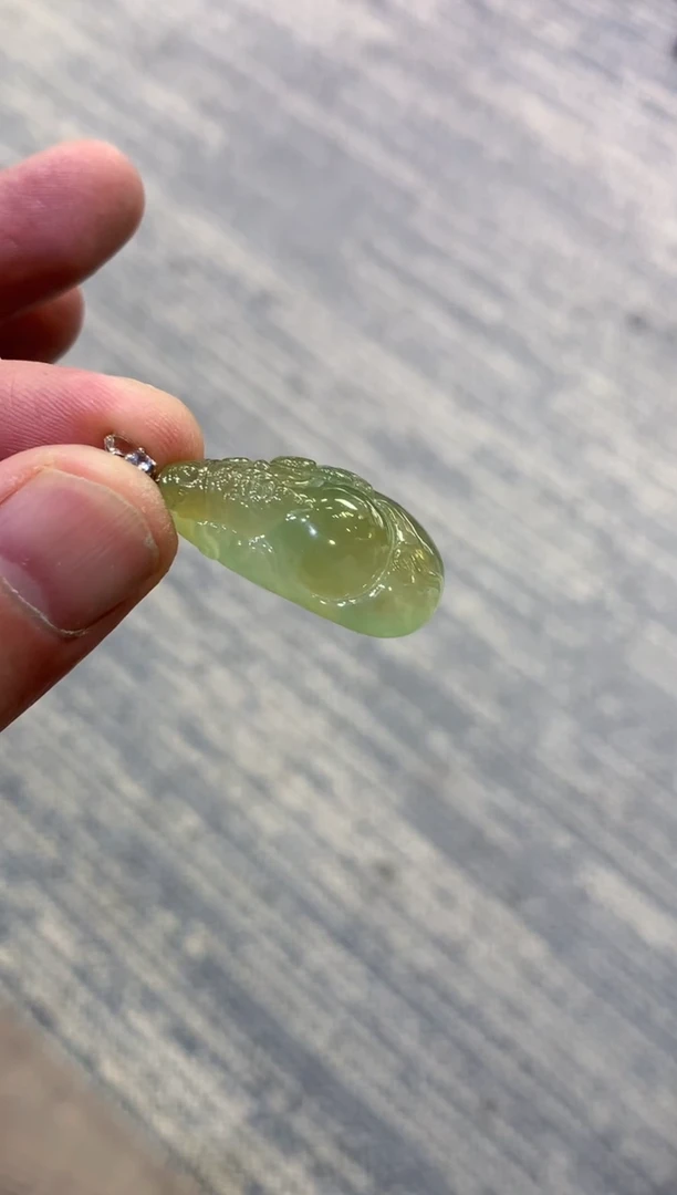 颈饰未镶嵌翡翠天然A货翡翠